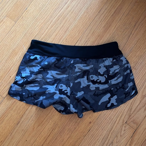 Nike shorts - Picture 4 of 4